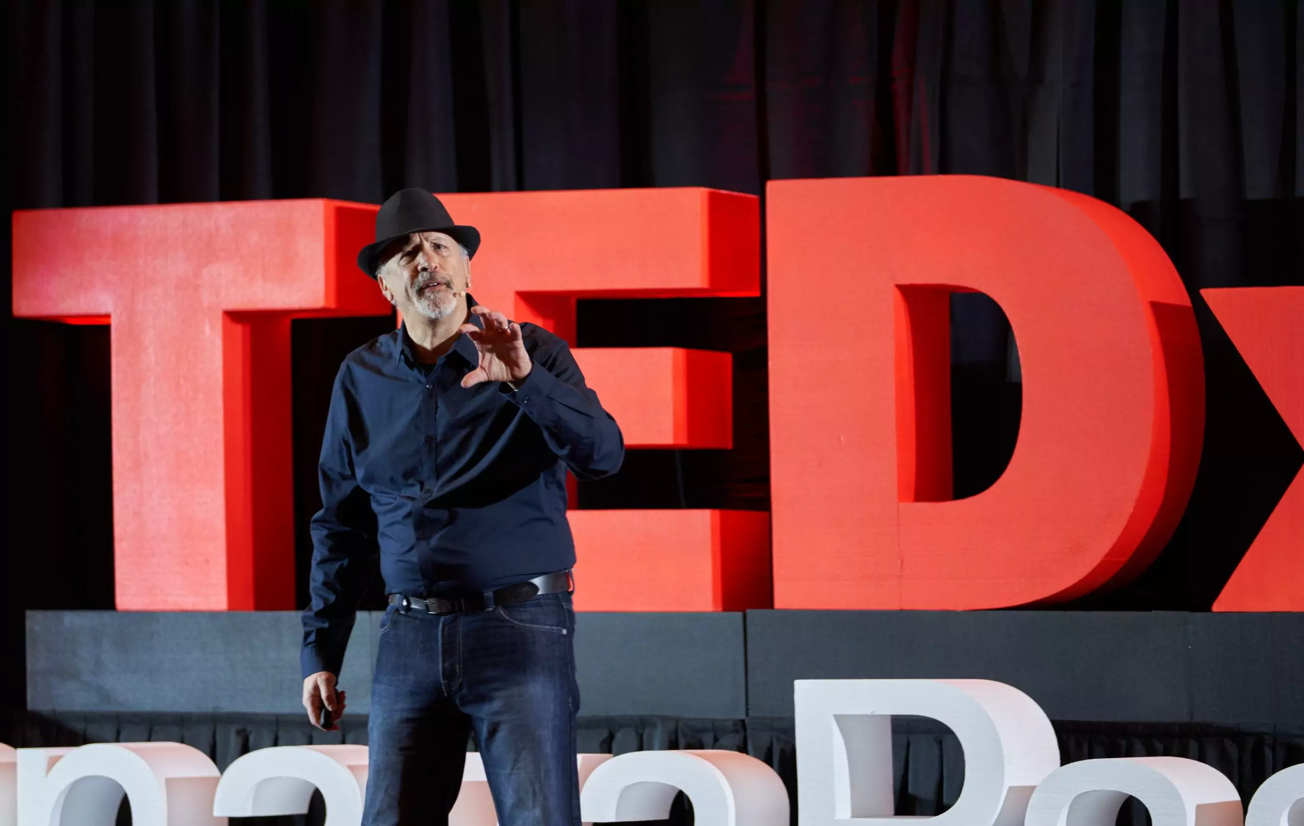 Mitchell Levy giving a TEDx talk on credibility